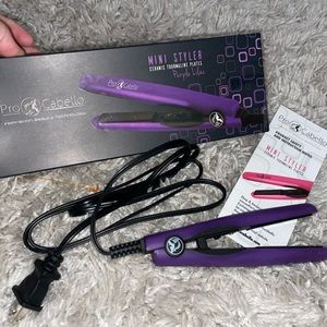 Mini styler (flat iron)